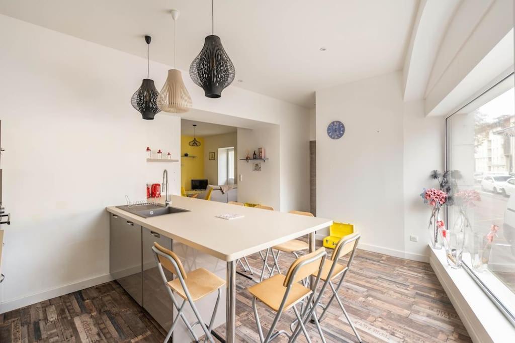 Superbe Appartement Avec Parking Gratuit ลงส์-เลอ-โซนีเย ภายนอก รูปภาพ