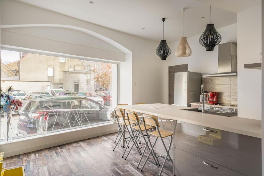 Superbe Appartement Avec Parking Gratuit ลงส์-เลอ-โซนีเย ภายนอก รูปภาพ