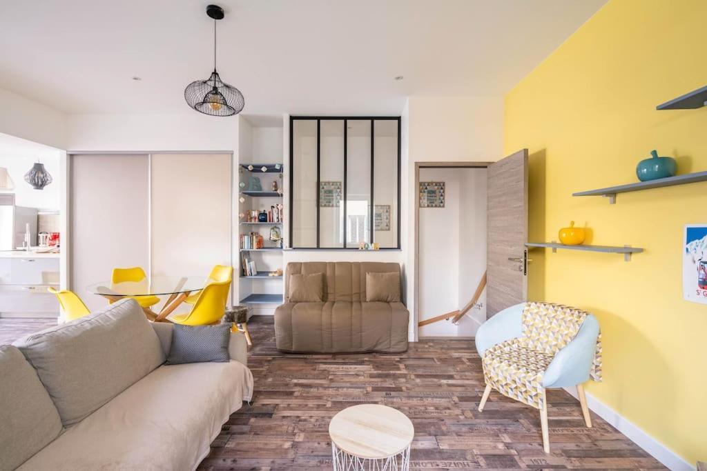 Superbe Appartement Avec Parking Gratuit ลงส์-เลอ-โซนีเย ภายนอก รูปภาพ